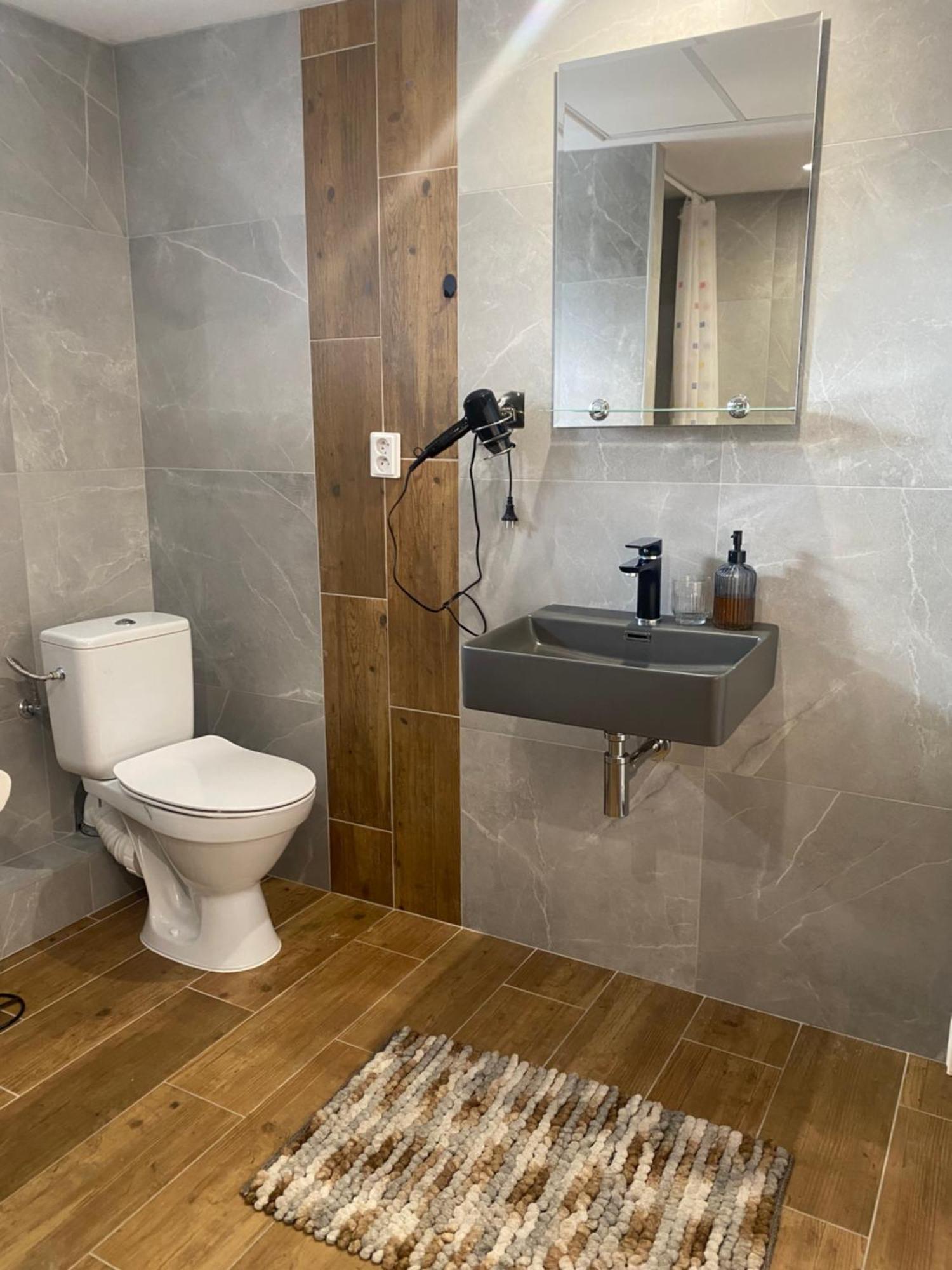 Apartman Velicka Vinaren بوبراد المظهر الخارجي الصورة
