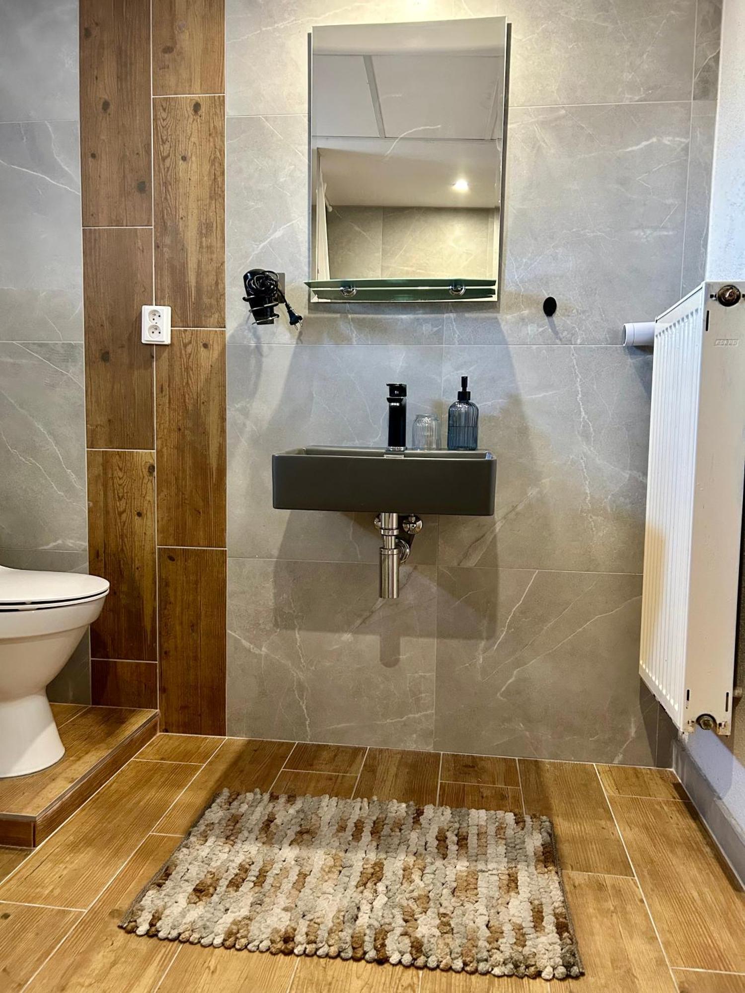 Apartman Velicka Vinaren بوبراد المظهر الخارجي الصورة